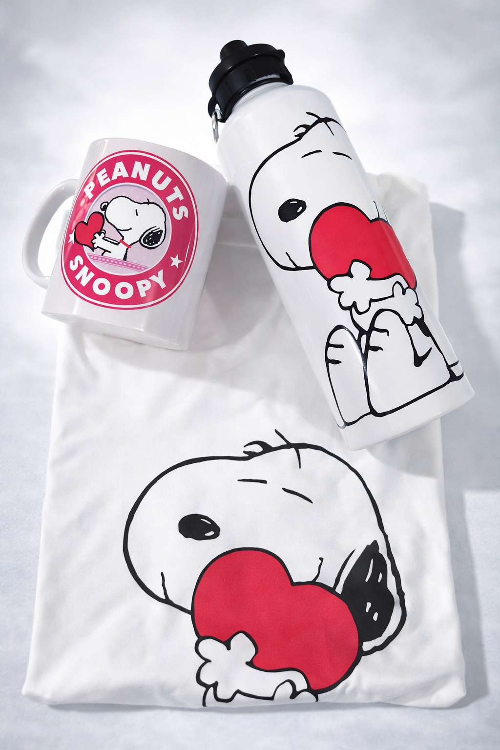 Combo Snoopy (Camisa, Botella 750ml, Taza blanca)